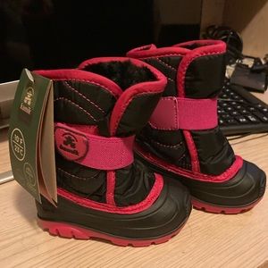 NIB Kamik Snowbug 3 Toddler winter boot Size 5